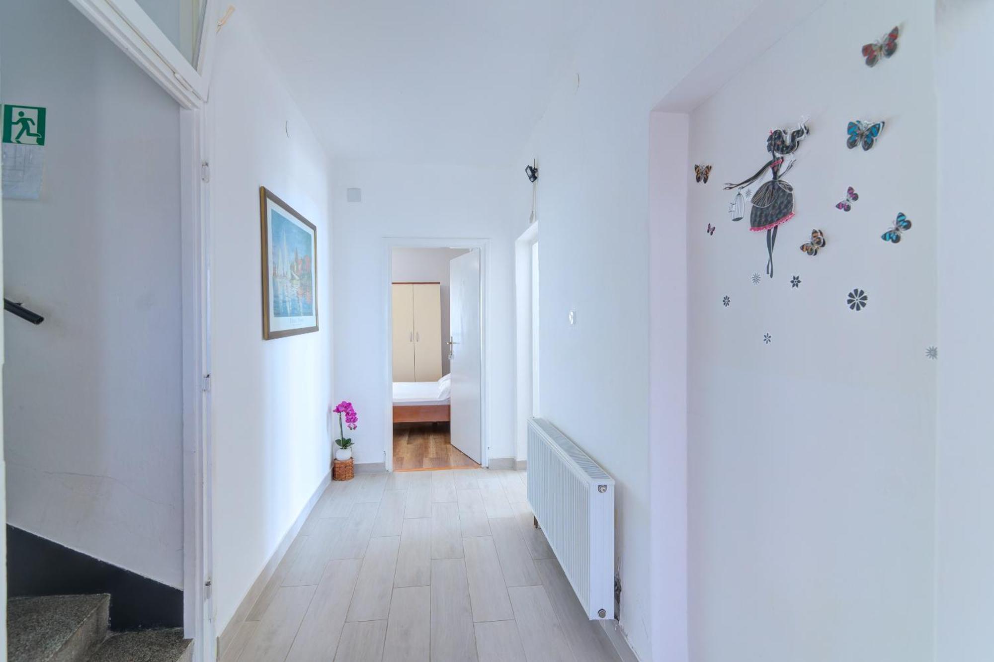 סנג' Apartmani Ana מראה חיצוני תמונה