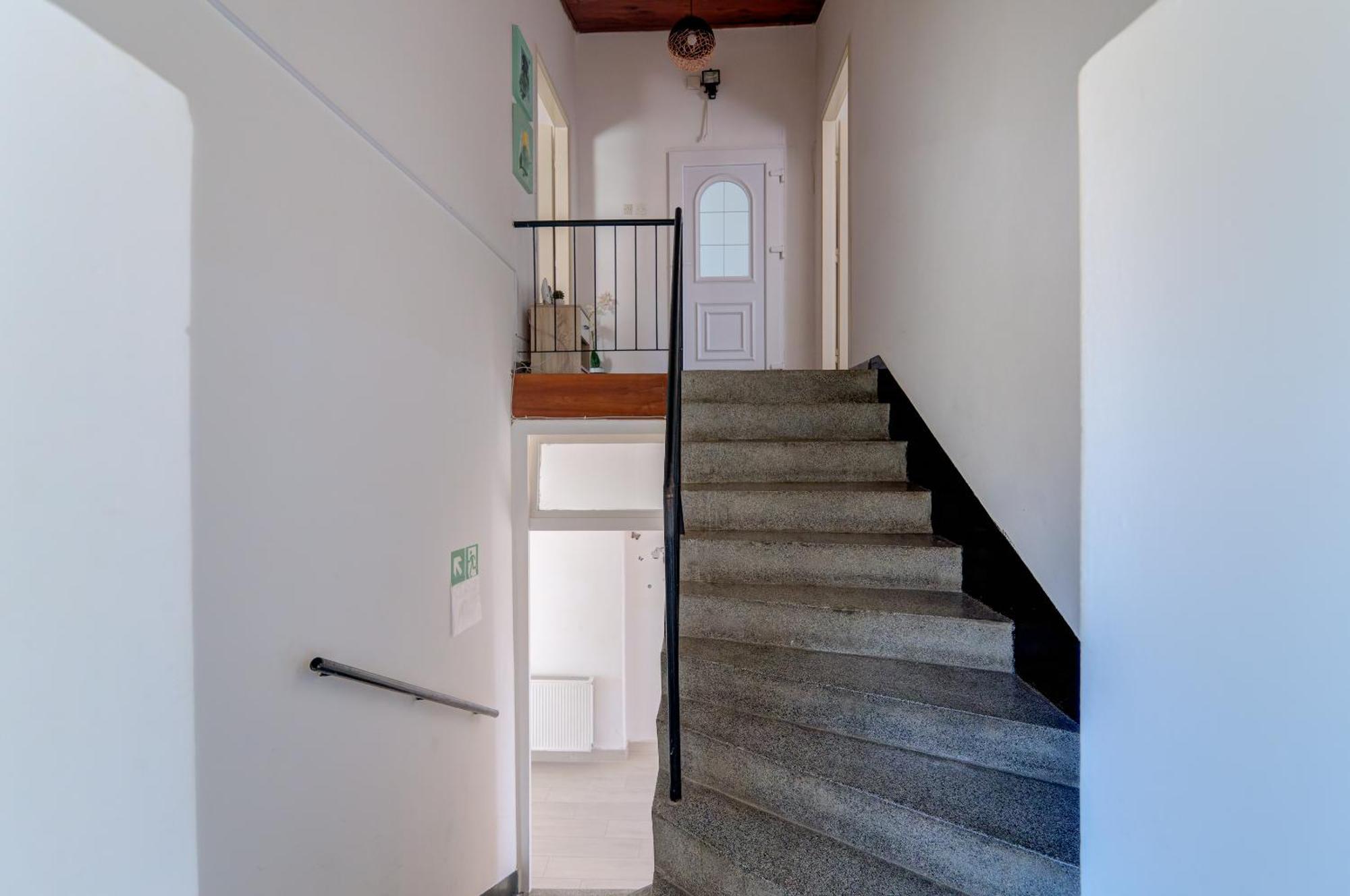 סנג' Apartmani Ana מראה חיצוני תמונה